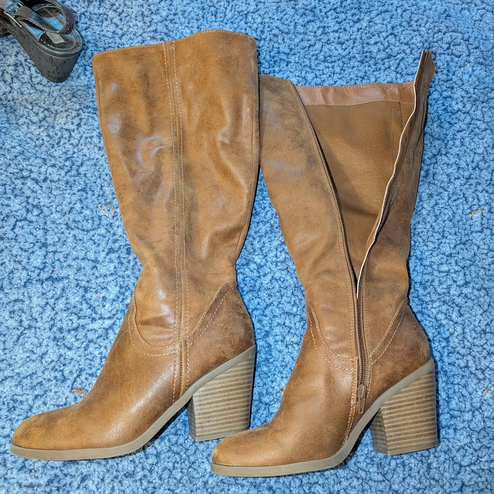 Grace Tan Heeled Boots